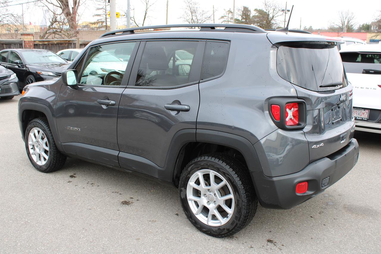 2023 Jeep Renegade North Photo