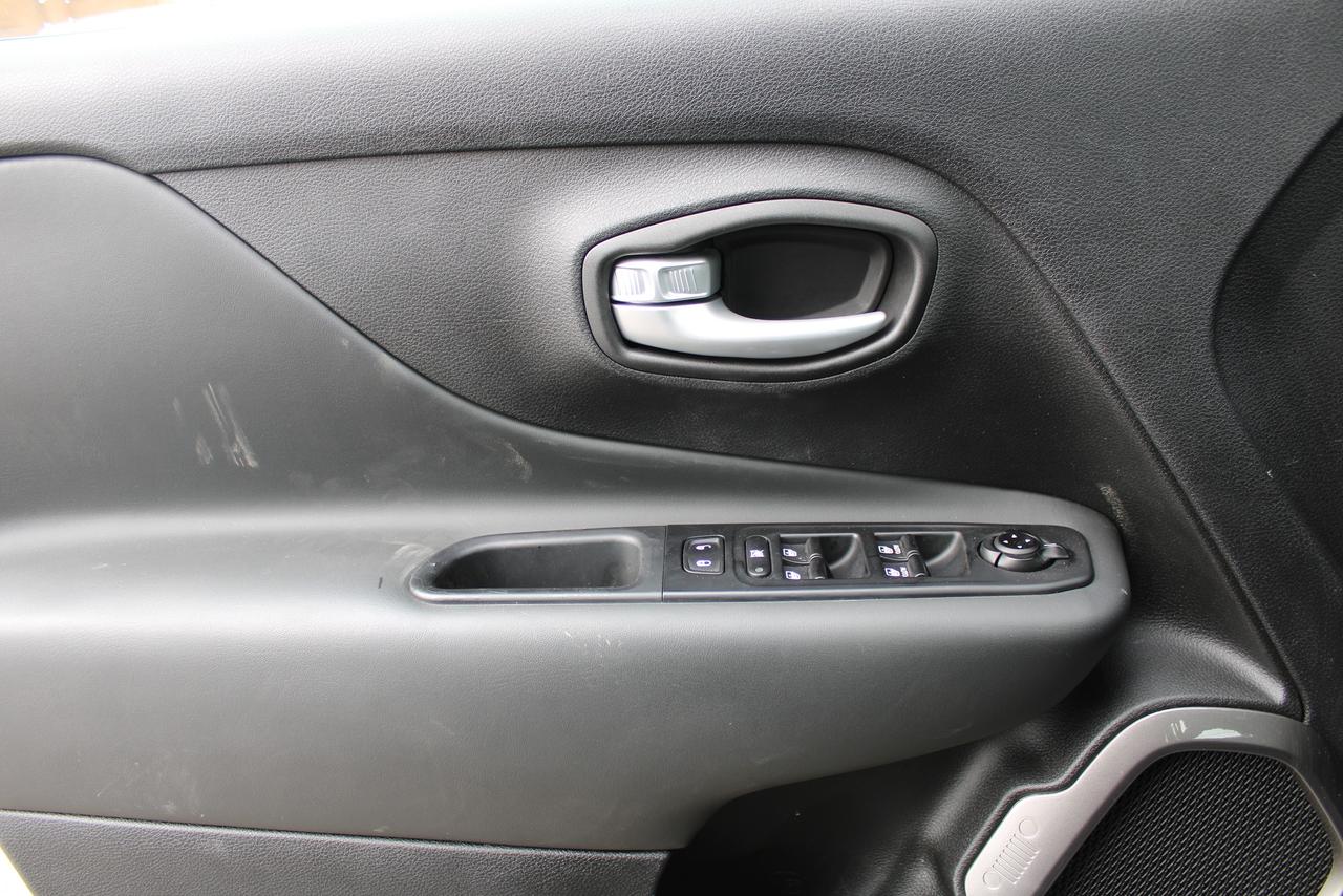 2023 Jeep Renegade North Photo