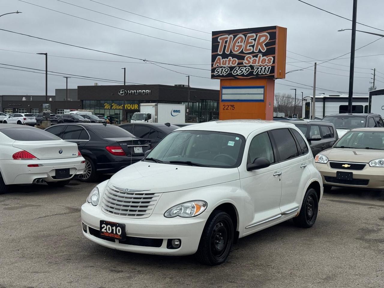 2010 Chrysler PT Cruiser CLASSIC, LOW KMS, ONLY 92KMS, AUTO, AS IS SPECIAL Photo