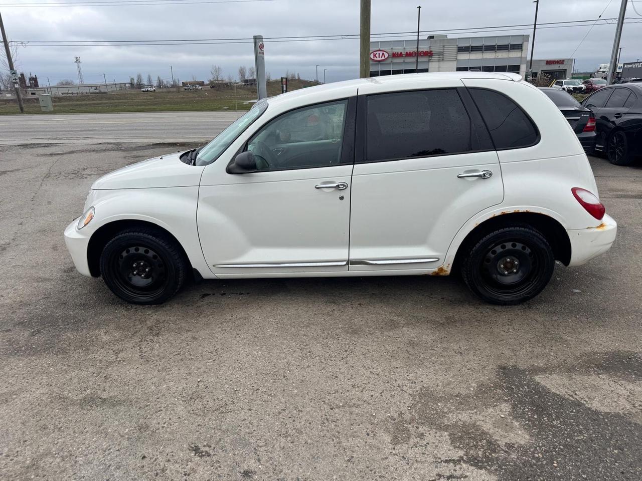 2010 Chrysler PT Cruiser CLASSIC, LOW KMS, ONLY 92KMS, AUTO, AS IS SPECIAL Photo