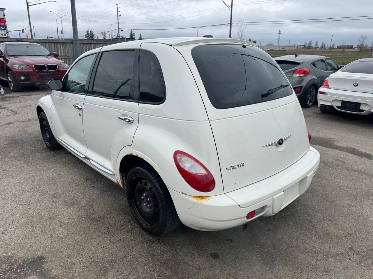 2010 Chrysler PT Cruiser CLASSIC, LOW KMS, ONLY 92KMS, AUTO, AS IS SPECIAL Photo
