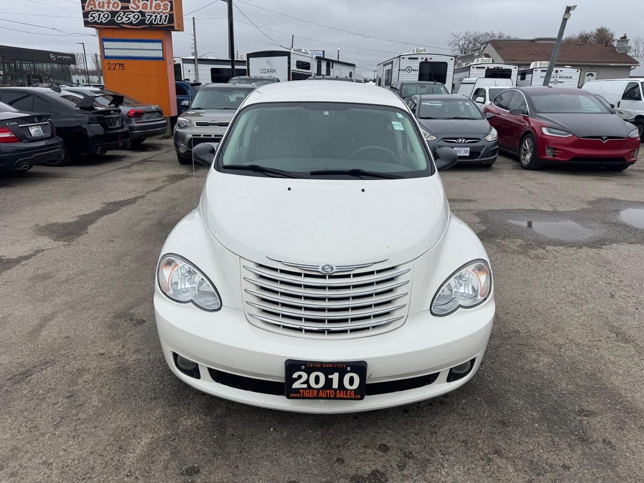2010 Chrysler PT Cruiser CLASSIC, LOW KMS, ONLY 92KMS, AUTO, AS IS SPECIAL Photo