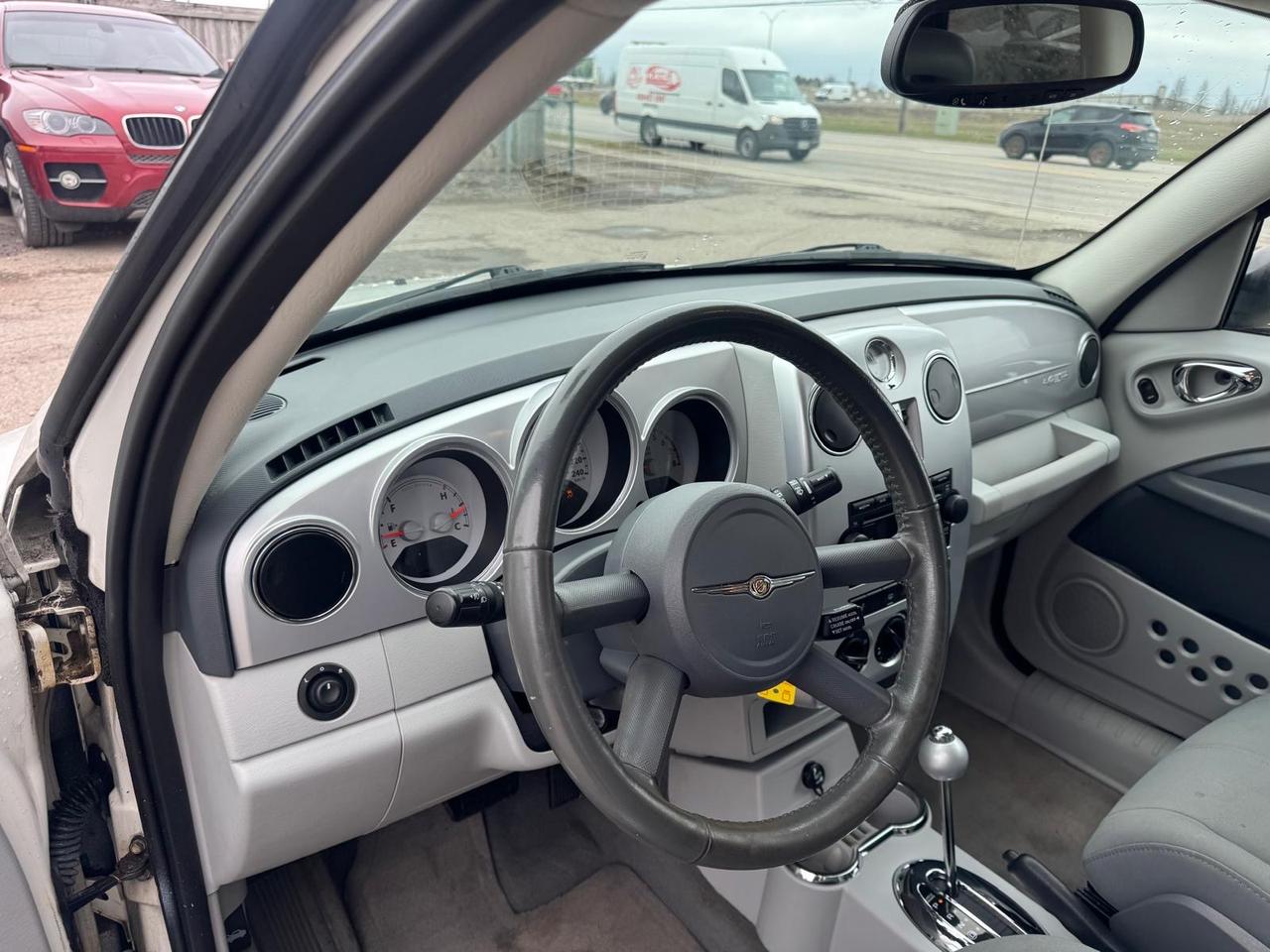 2010 Chrysler PT Cruiser CLASSIC, LOW KMS, ONLY 92KMS, AUTO, AS IS SPECIAL Photo