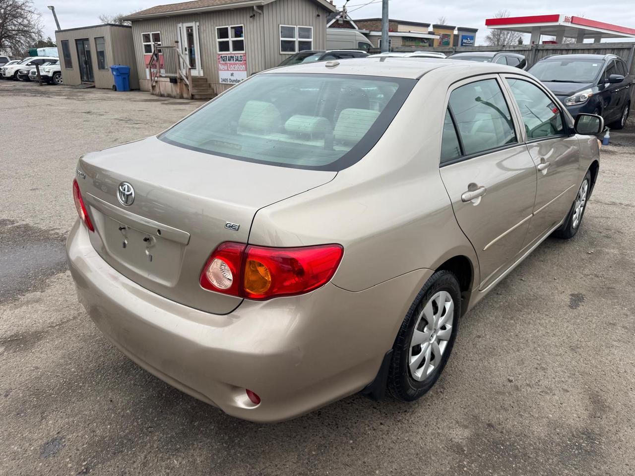 2010 Toyota Corolla CE Photo
