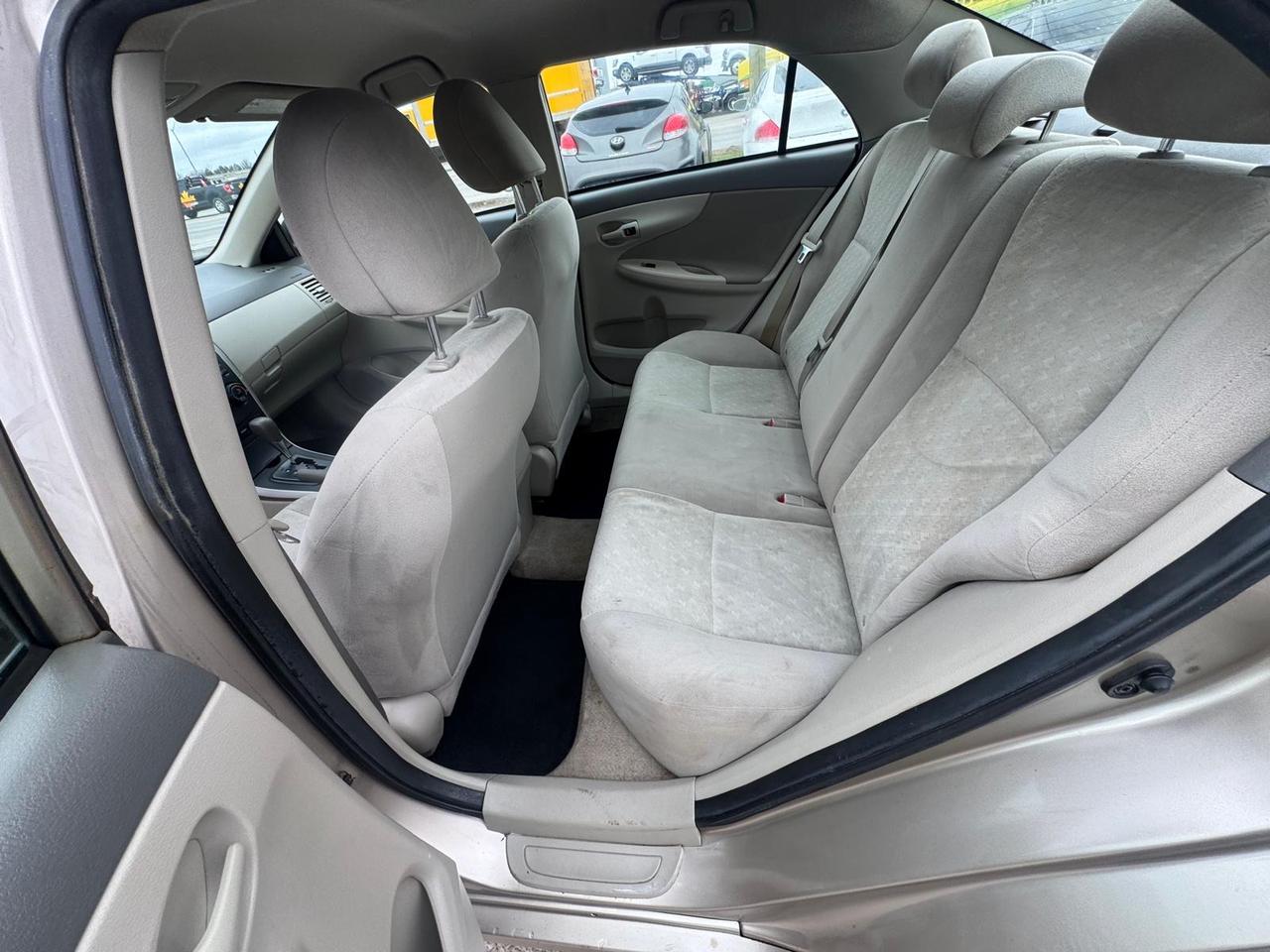 2010 Toyota Corolla CE Photo