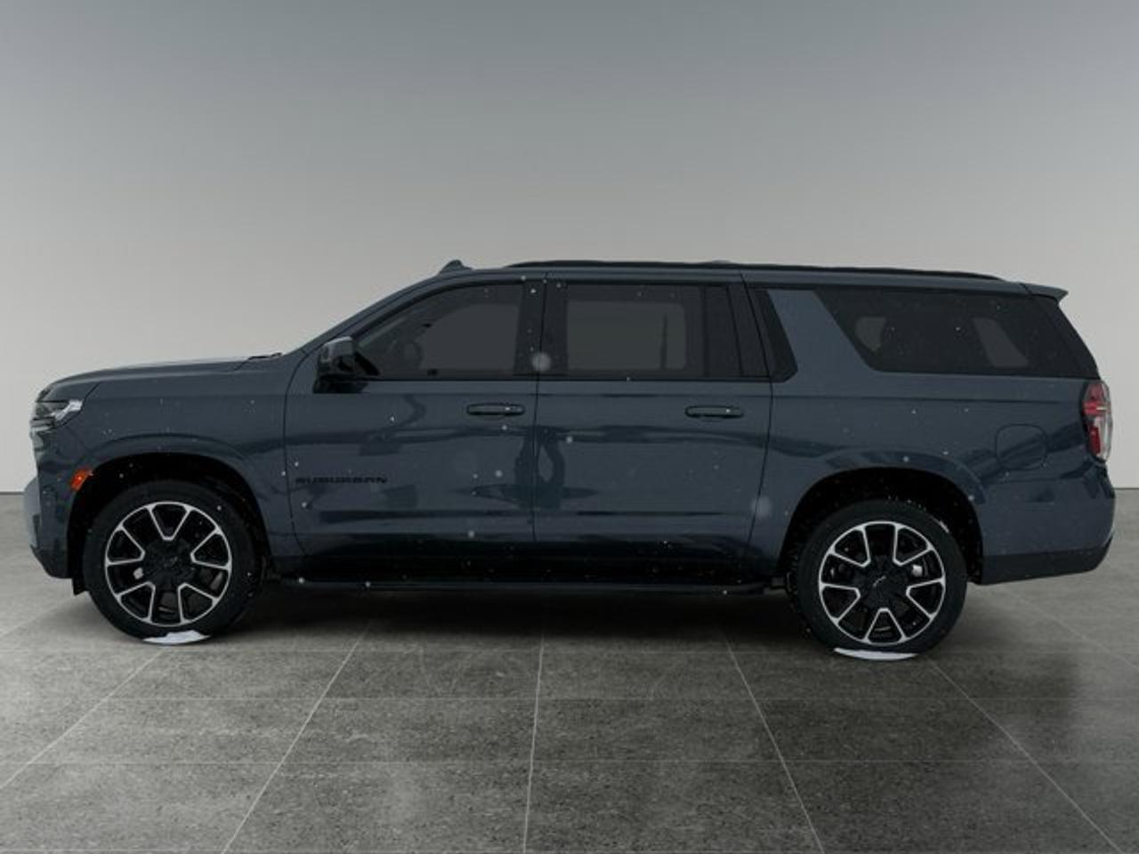 2021 Chevrolet Suburban RST - Photo #2