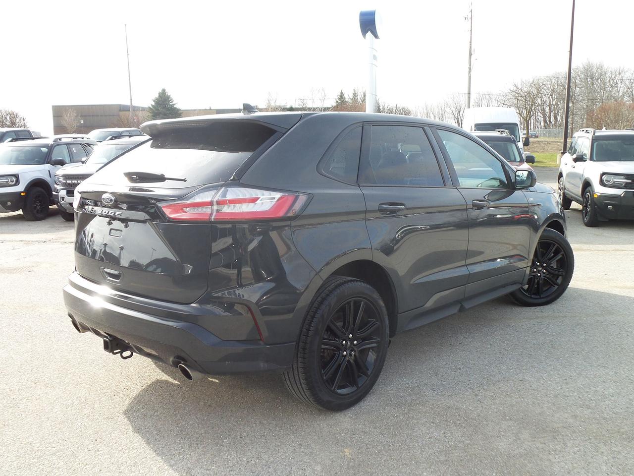 2021 Ford Edge ST Line AWD Photo4