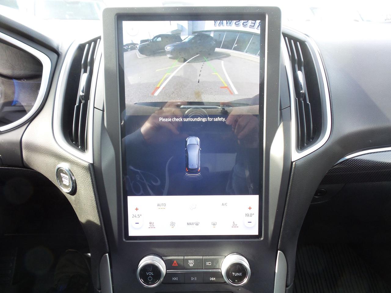 2021 Ford Edge AWD, 2L ECOBOOST! 360-CAMERA, HEATED SEATS, HITCH! Photo