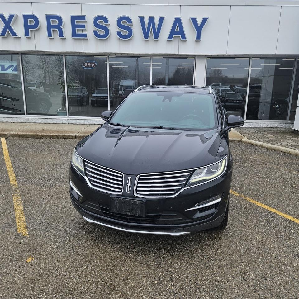2015 Lincoln MKC AWD, LEATHER, 2.3L ECOBOOST! AS TRADED! Photo1