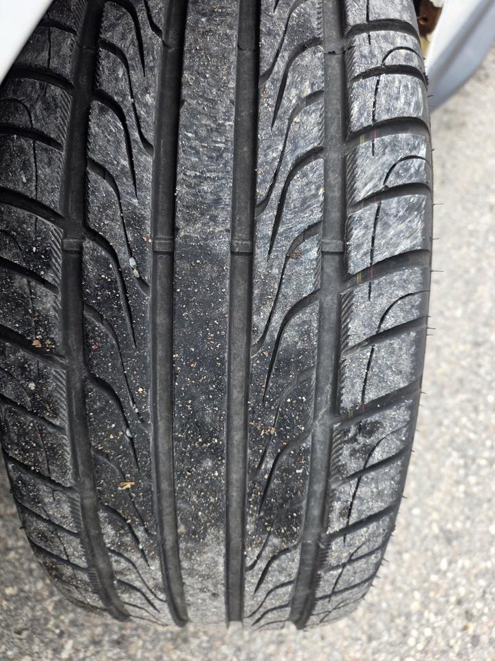 2013 Land Rover Range Rover Sport HSE LUXURY EDITION Photo