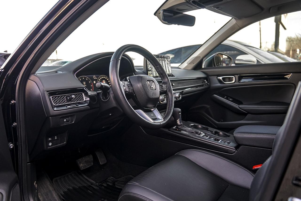 2024 Honda Civic Touring | ONE OWNER | NAVI | LEATHER SEAT | ROOF Photo