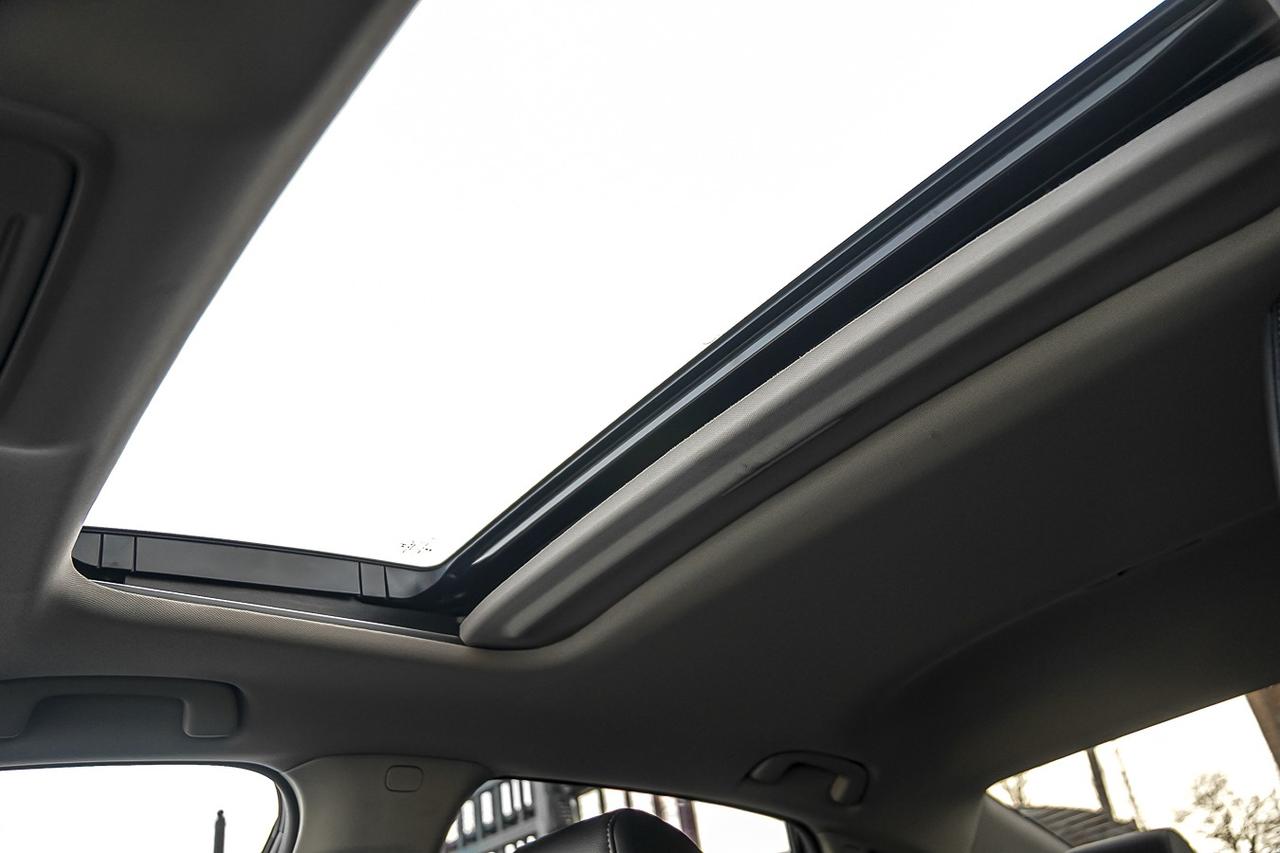 2024 Honda Civic Touring | ONE OWNER | NAVI | LEATHER SEAT | ROOF Photo