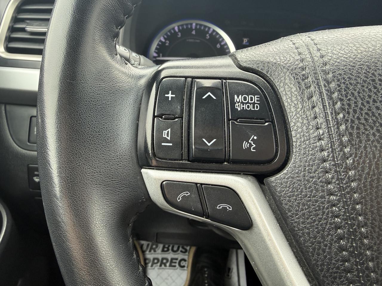 2019 Toyota Highlander XLE Photo