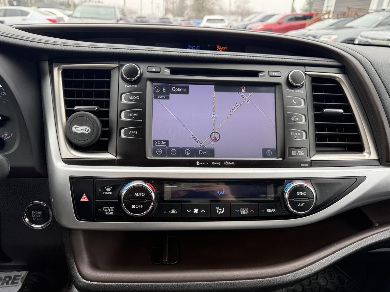 2019 Toyota Highlander XLE Photo