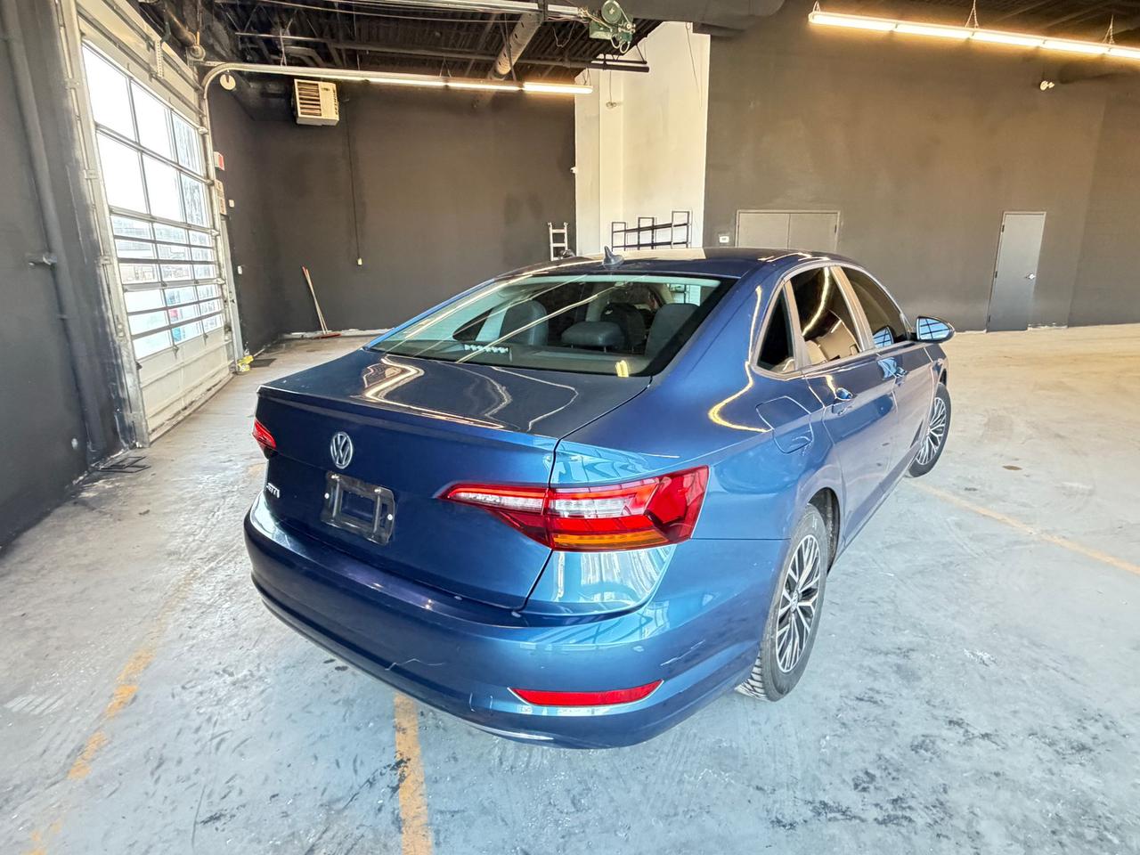 2019 Volkswagen Jetta Highline| CLEAN CARFAX| NO ACCIDENTS| Photo3