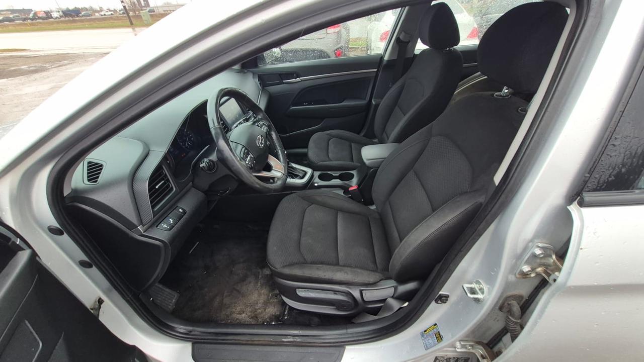 2019 Hyundai Elantra PREFERRED, AUTO, 4 CYL, 184KMS, CERTIFIED Photo
