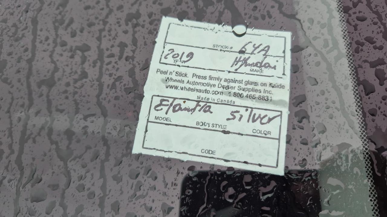 2019 Hyundai Elantra PREFERRED, AUTO, 4 CYL, 184KMS, CERTIFIED Photo