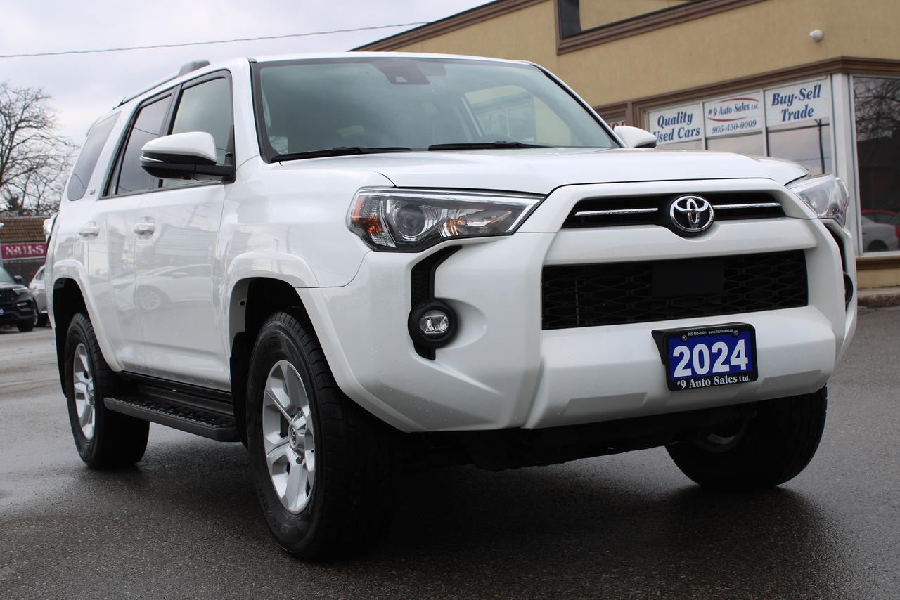 2024 Toyota 4Runner SR5 Premium 4WD Photo0