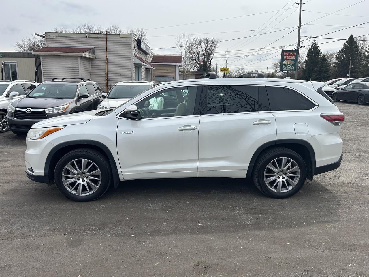 2015 Toyota Highlander Hybrid XLE Photo