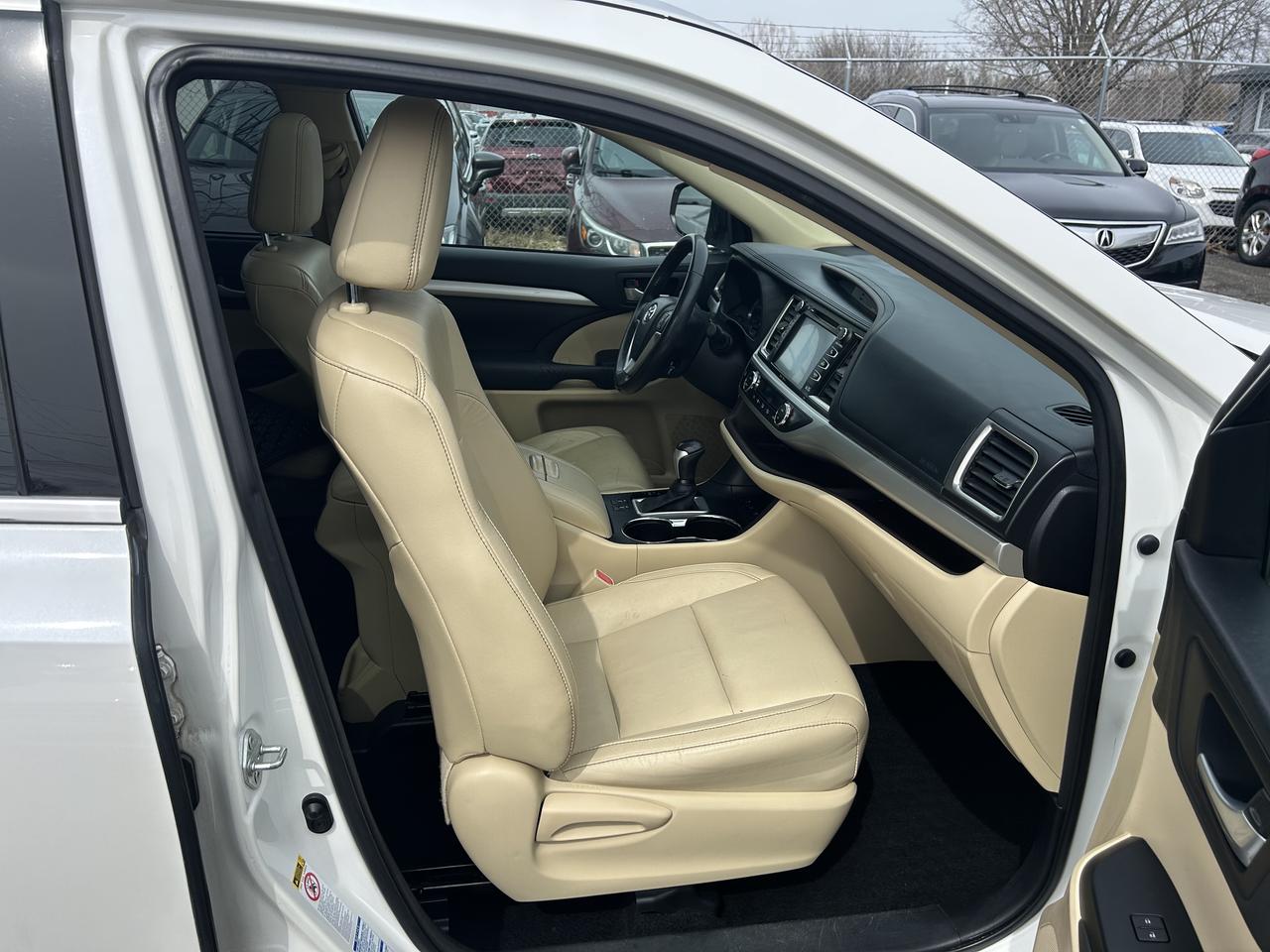 2015 Toyota Highlander Hybrid XLE Photo