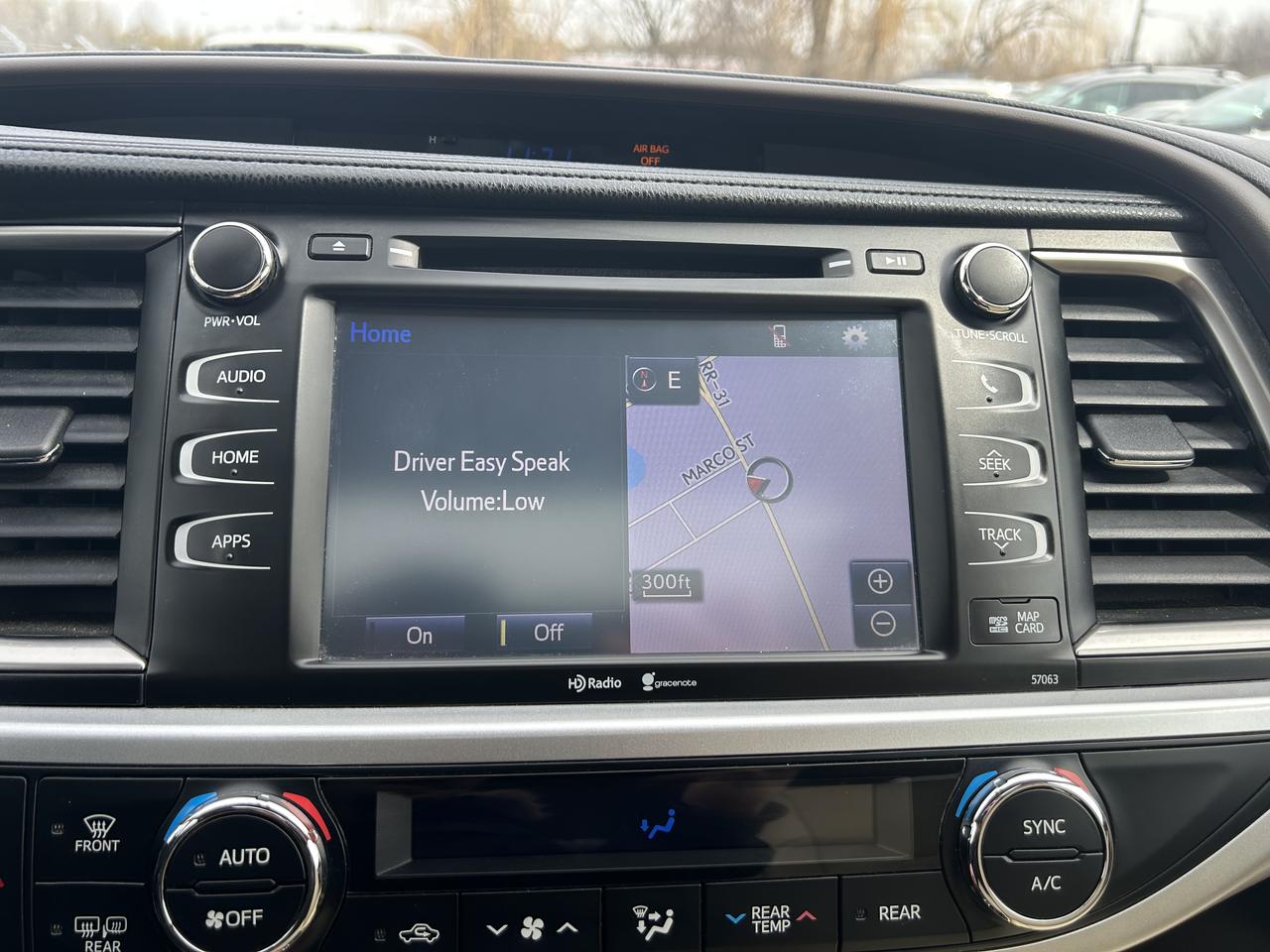 2015 Toyota Highlander Hybrid XLE Photo