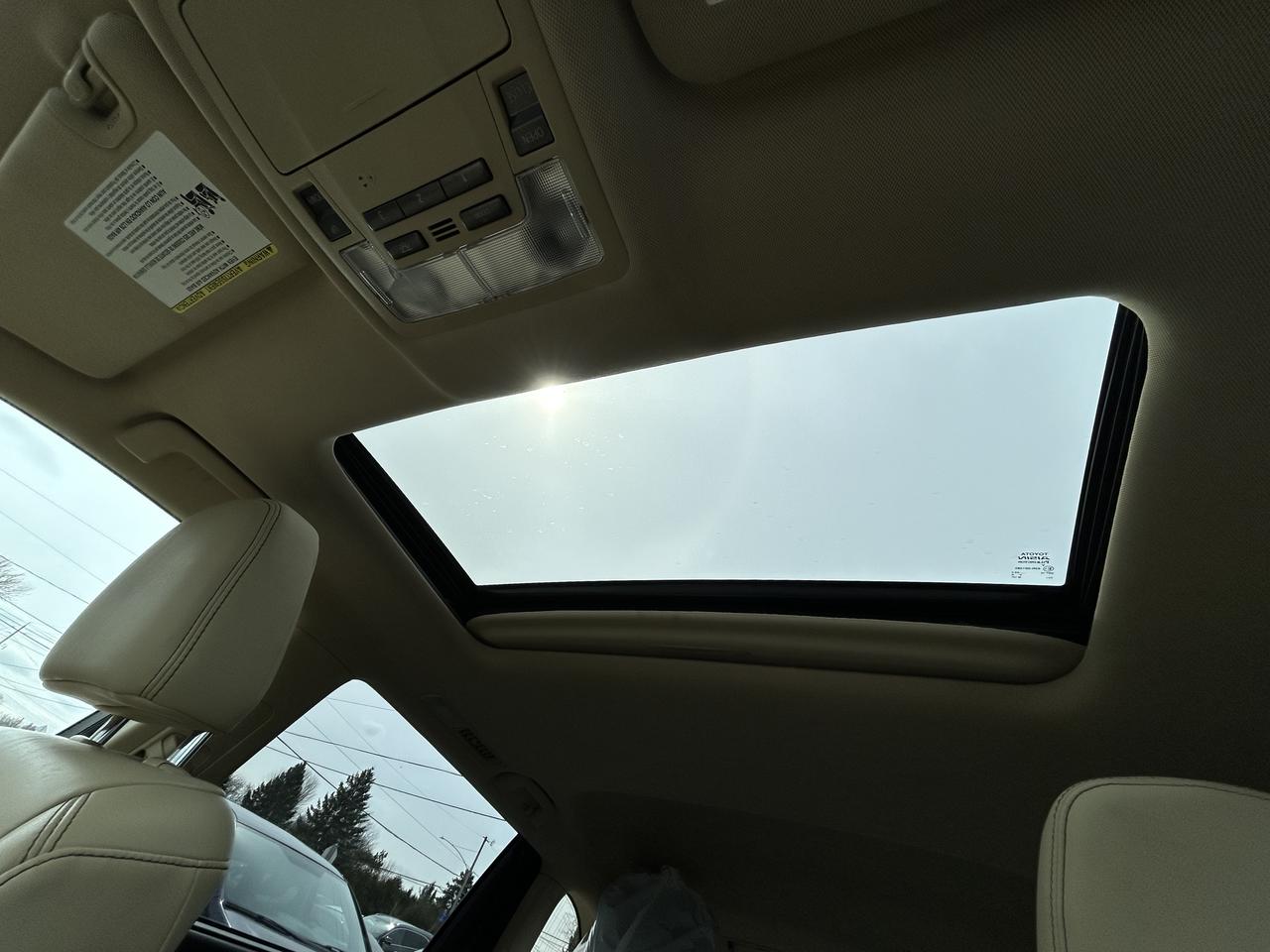 2015 Toyota Highlander Hybrid XLE Photo