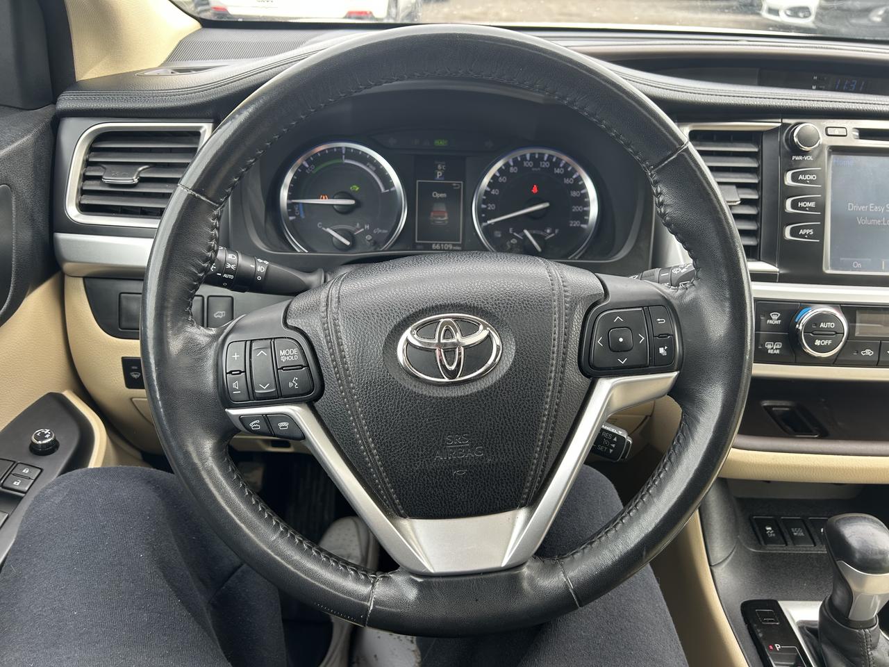 2015 Toyota Highlander Hybrid XLE Photo