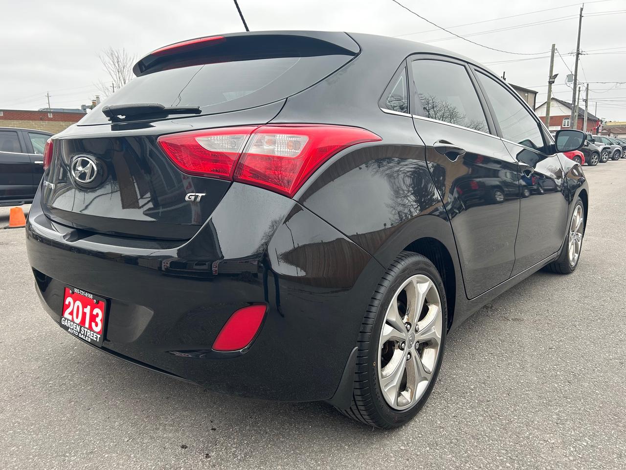 2013 Hyundai Elantra GT SE w/Tech Pkg Photo4