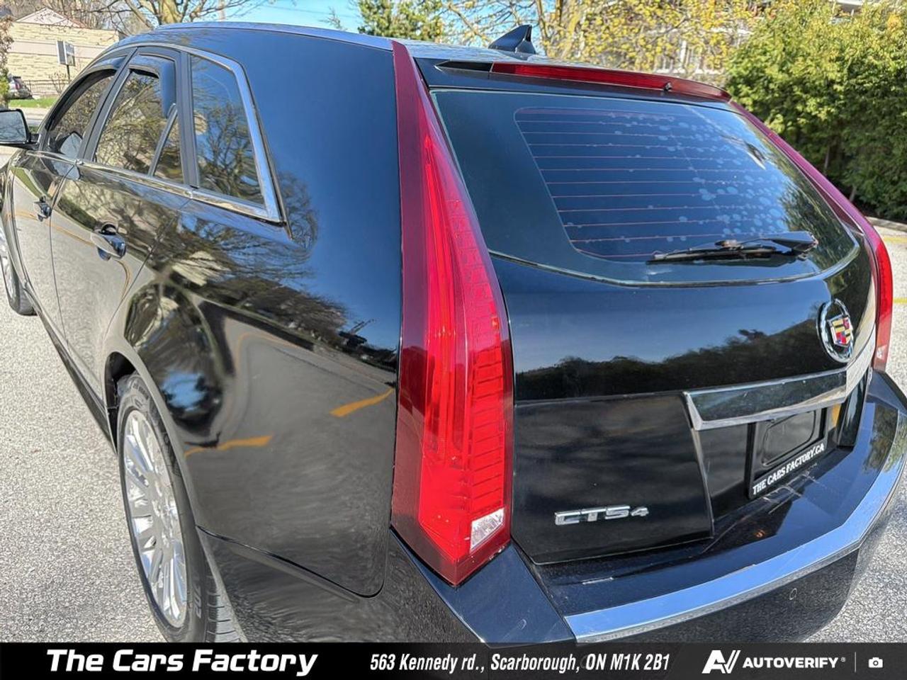 2010 Cadillac CTS PREMIUM Photo