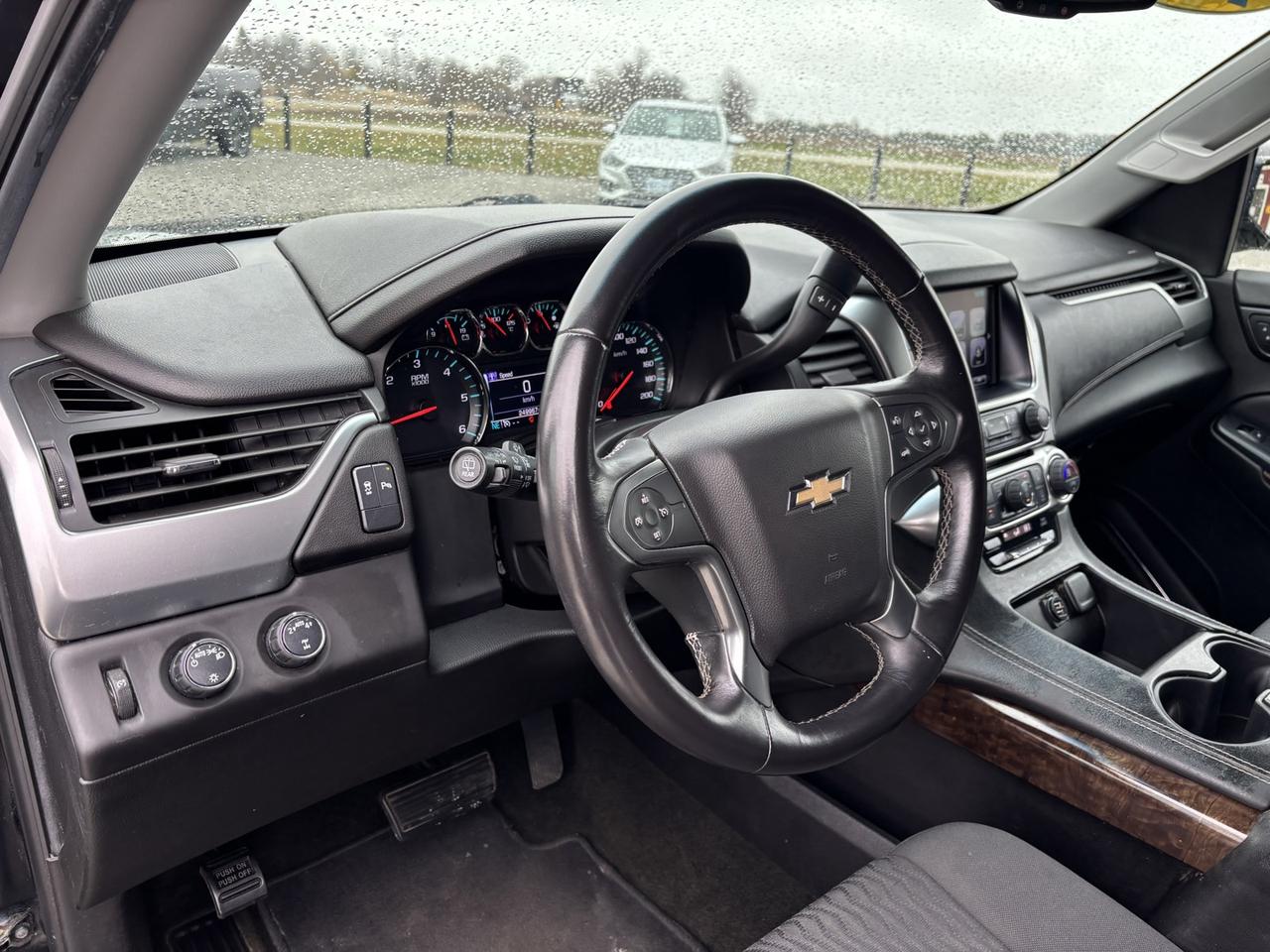 2017 Chevrolet Tahoe LS 4WD Photo