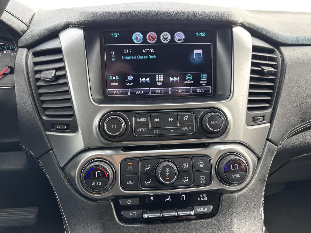 2017 Chevrolet Tahoe LS 4WD Photo