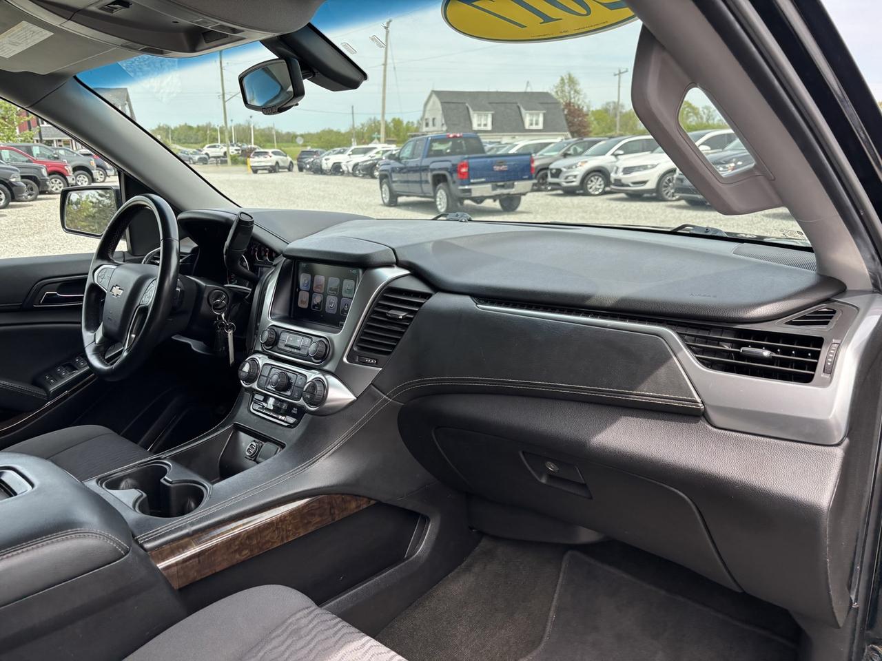 2017 Chevrolet Tahoe LS 4WD Photo