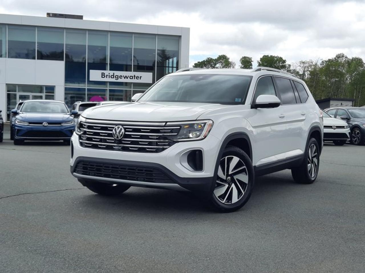 Small SUV 4WD, Highline 2.0 TSI 4MOTION, 8-Speed Automatic w/OD, Intercooled Turbo Regular Gasoline I-4 2.0 L/121