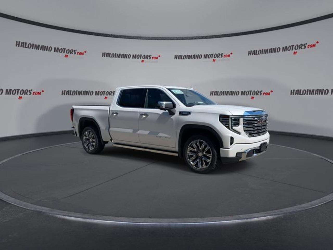 2023 GMC Sierra 1500 Denali Crew Cab 4WD Photo