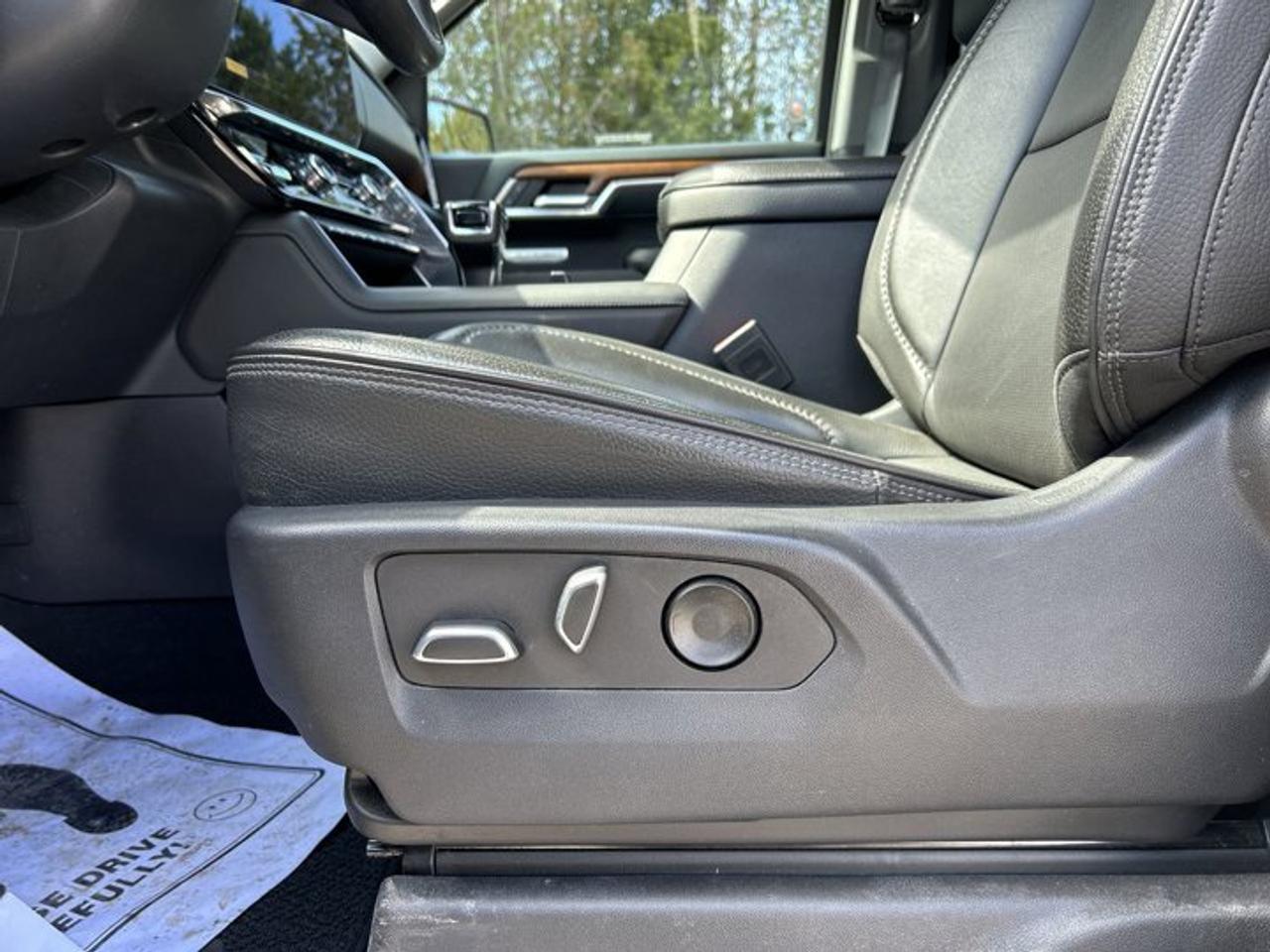 2023 GMC Sierra 1500 Denali Crew Cab 4WD Photo