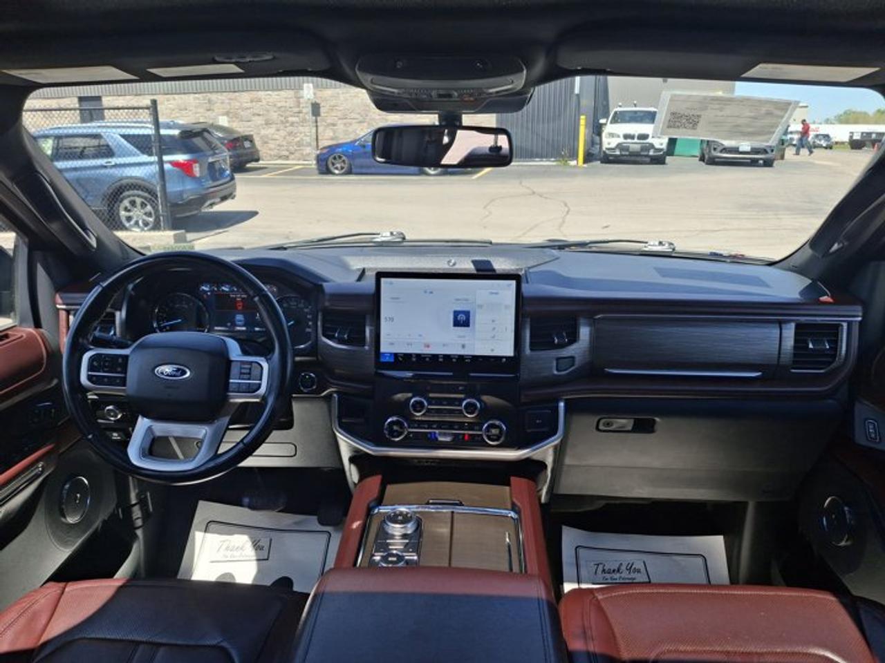2022 Ford Expedition Limited Max | Leather | Nav | Pano Sunroof | B&O Audio | Cooled + Heated Seats and More ! Photo