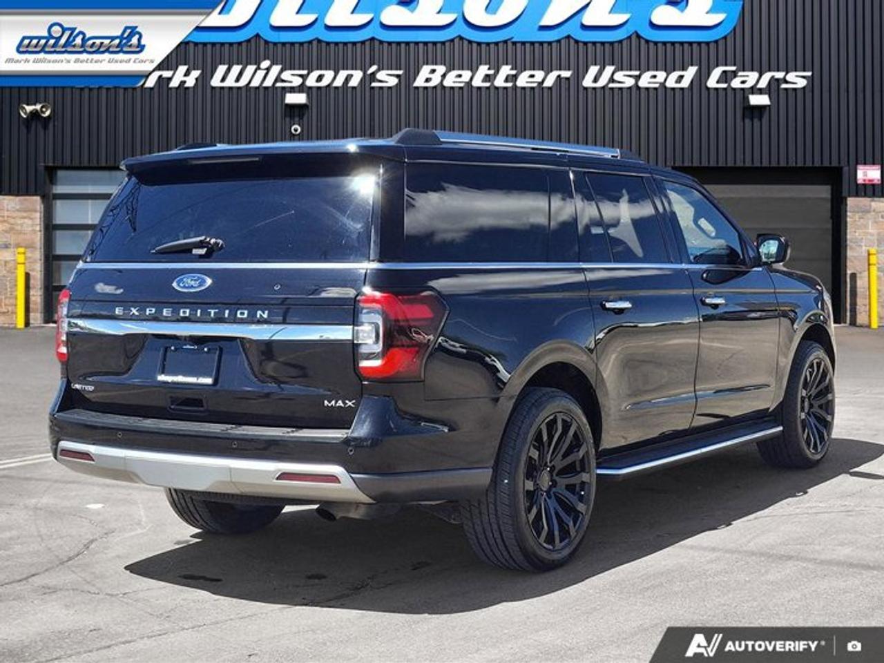 2022 Ford Expedition Limited Max | Leather | Nav | Pano Sunroof | B&O Audio | Cooled + Heated Seats and More ! Photo