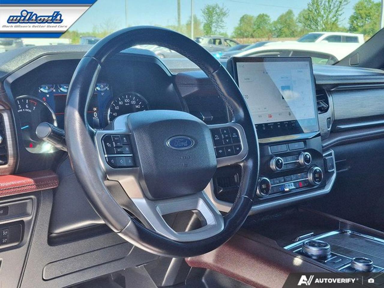 2022 Ford Expedition Limited Max | Leather | Nav | Pano Sunroof | B&O Audio | Cooled + Heated Seats and More ! Photo