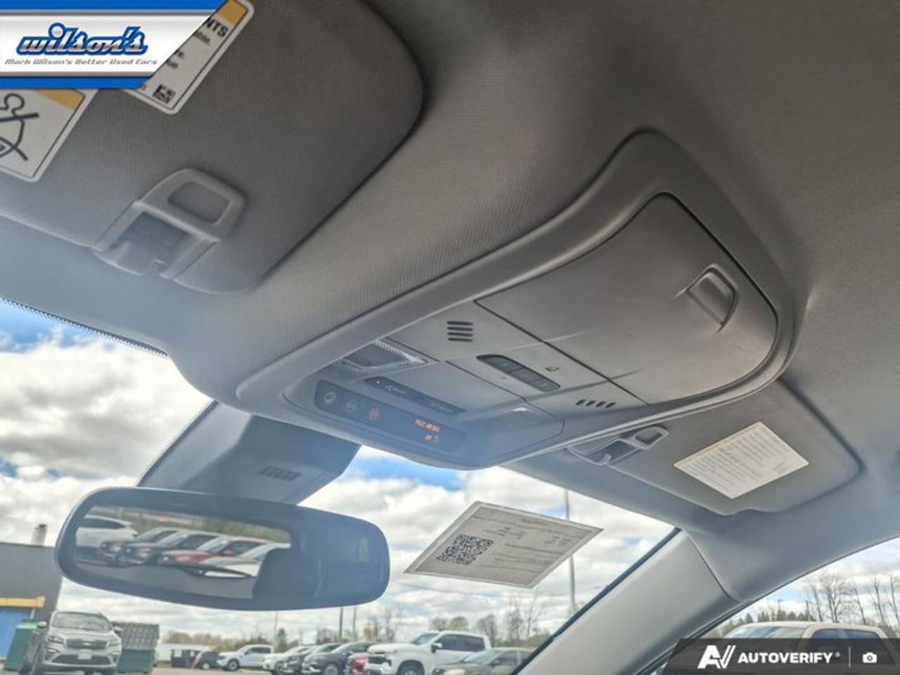 2024 GMC Terrain SLT AWD | Leather | Heated Seats + Steering | Power Liftgate | Remote Start | CarPlay | and More ! Photo