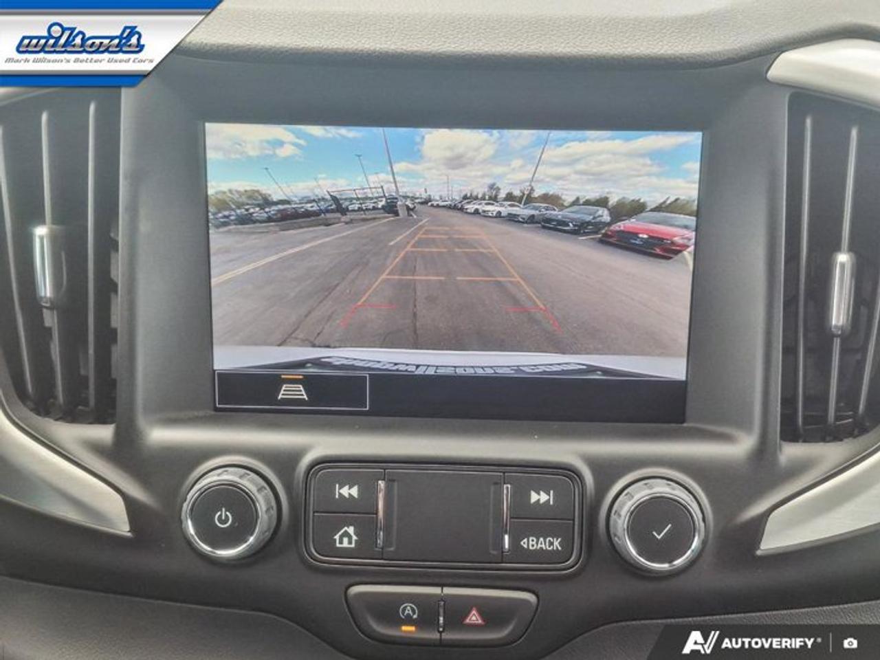 2024 GMC Terrain SLT AWD | Leather | Heated Seats + Steering | Power Liftgate | Remote Start | CarPlay | and More ! Photo