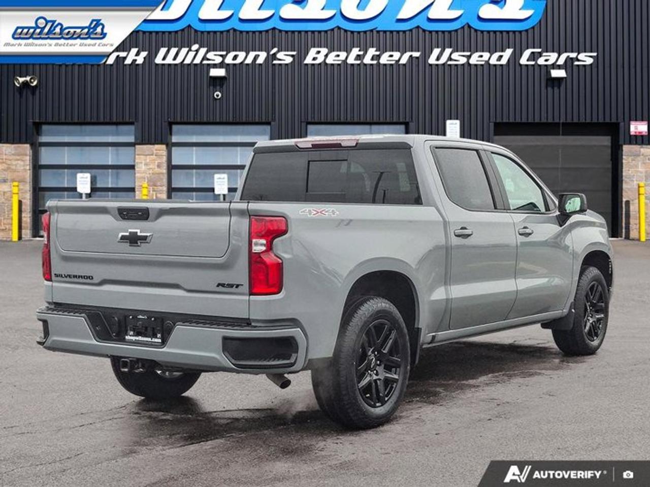2024 Chevrolet Silverado 1500 RST V8 | Sunroof | Leather | Bose | Heated Bucket Seats | Heated Wheel | and More ! Photo4