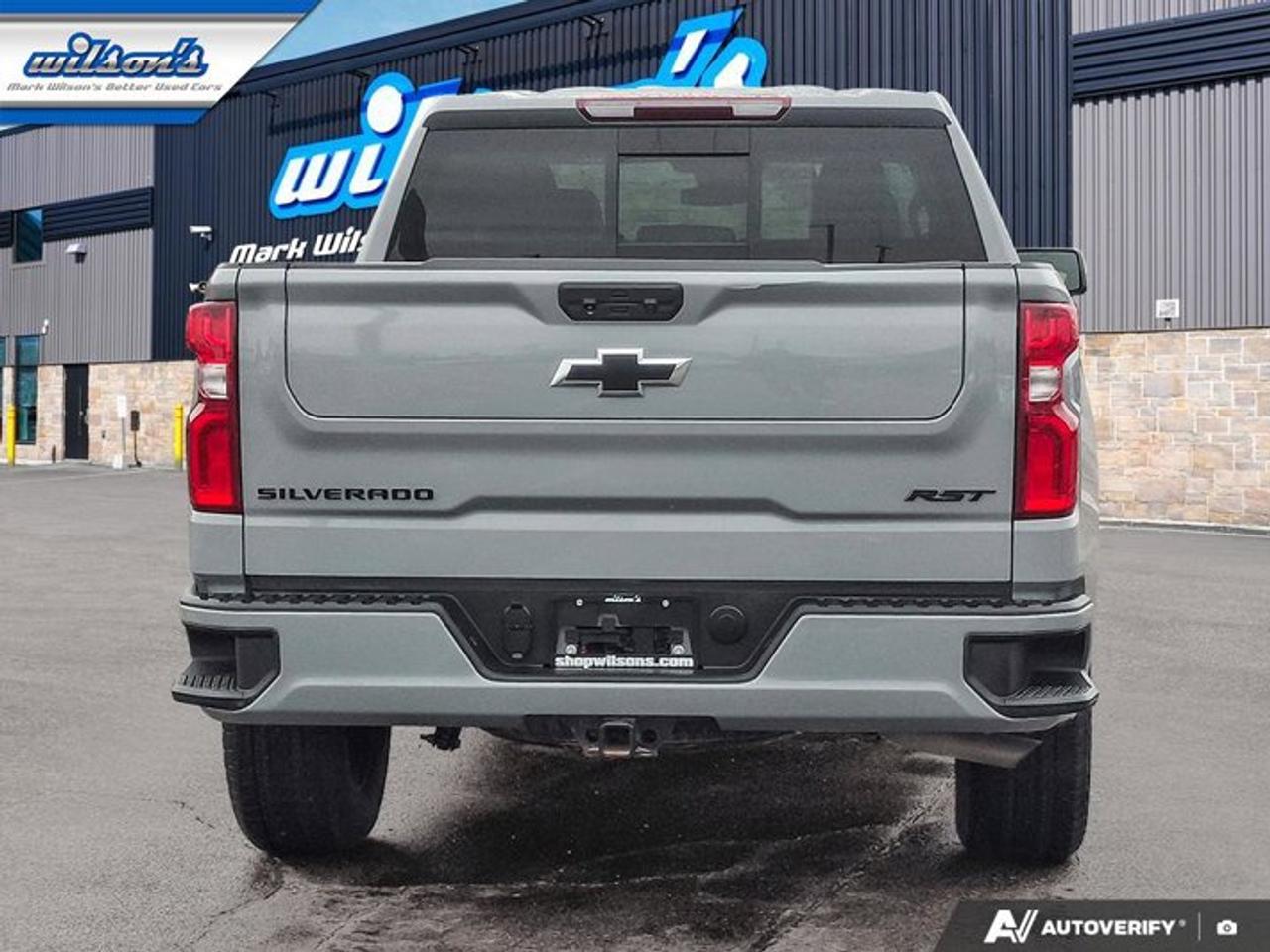 2024 Chevrolet Silverado 1500 RST V8 | Sunroof | Leather | Bose | Heated Bucket Seats | Heated Wheel | and More ! Photo