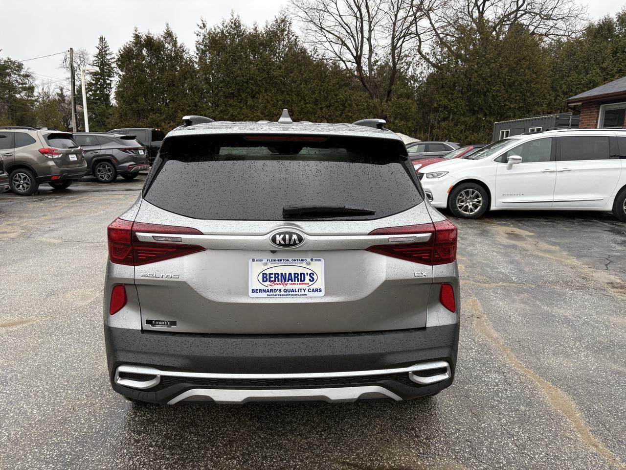 2021 Kia Seltos EX - Photo #6