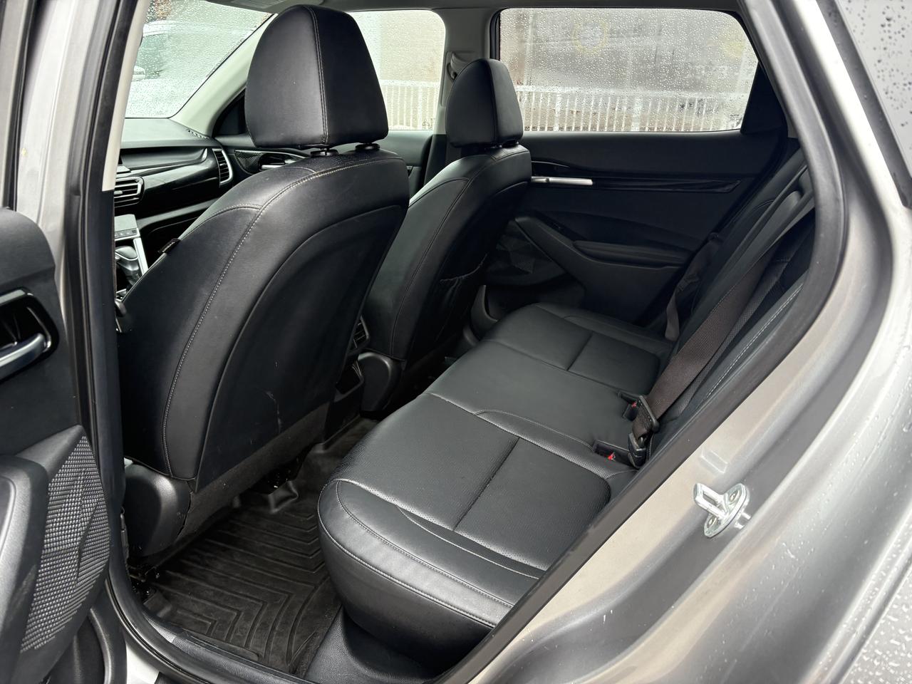 2021 Kia Seltos EX - Photo #8