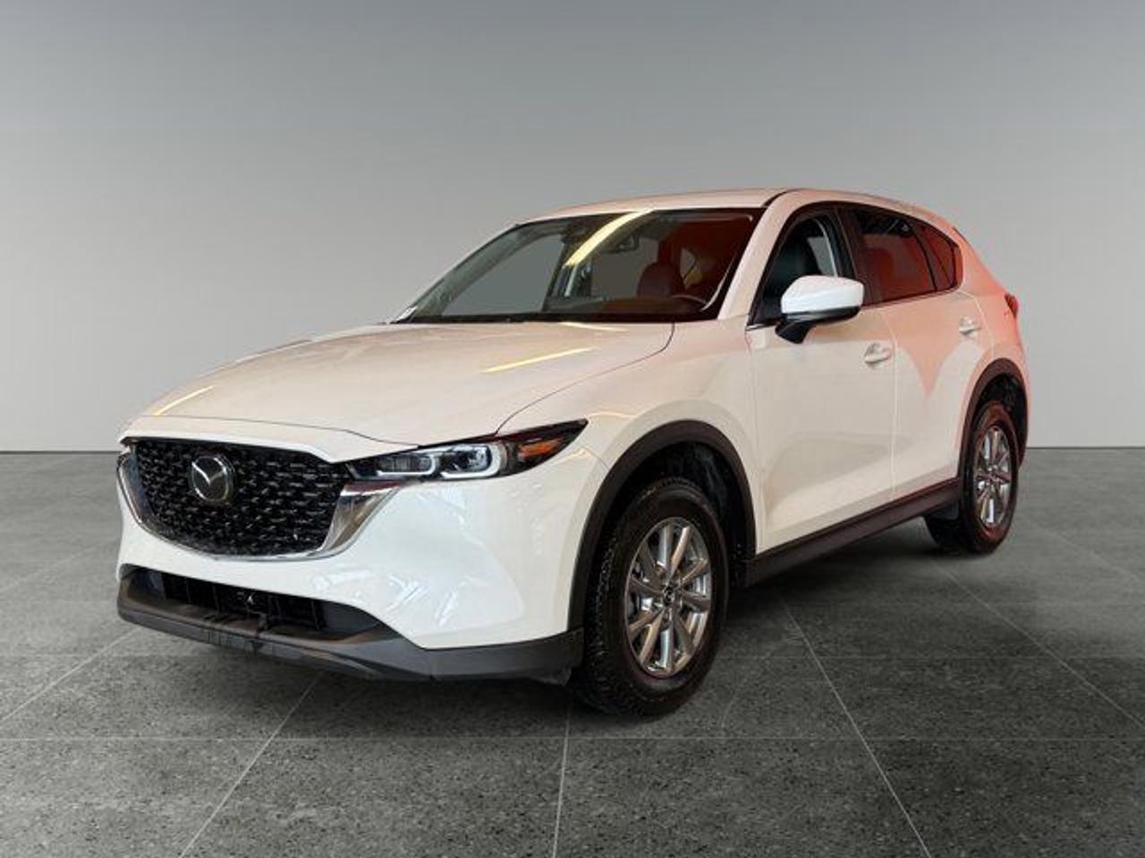 2025 Mazda CX-5 GS - Photo #1