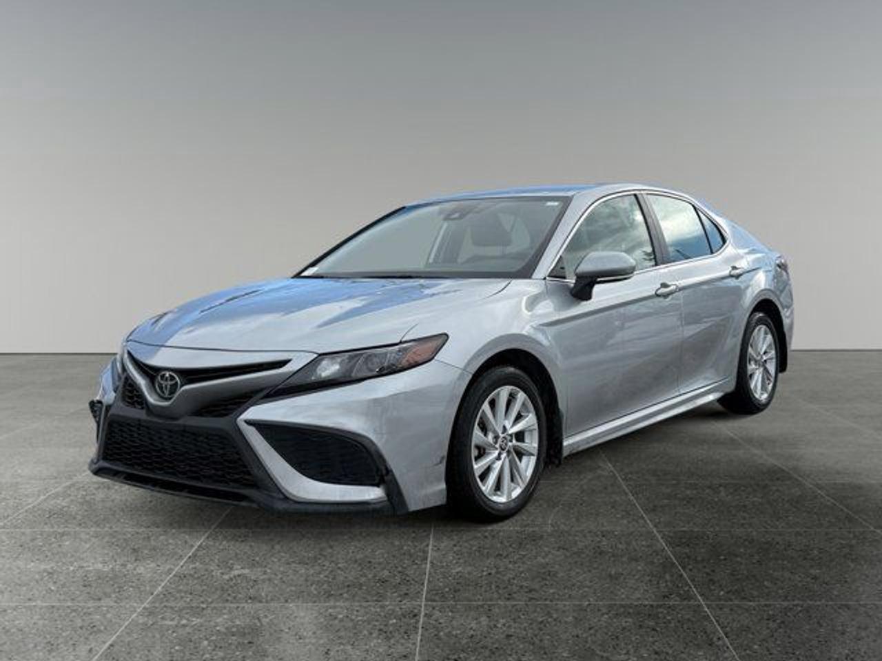 2024 Toyota Camry SE - Photo #1