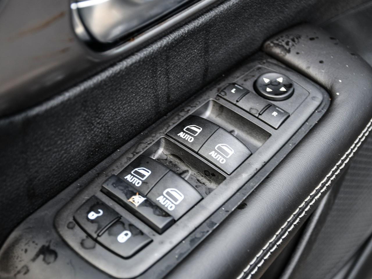 2026 Chrysler Pacifica Select FWD Photo