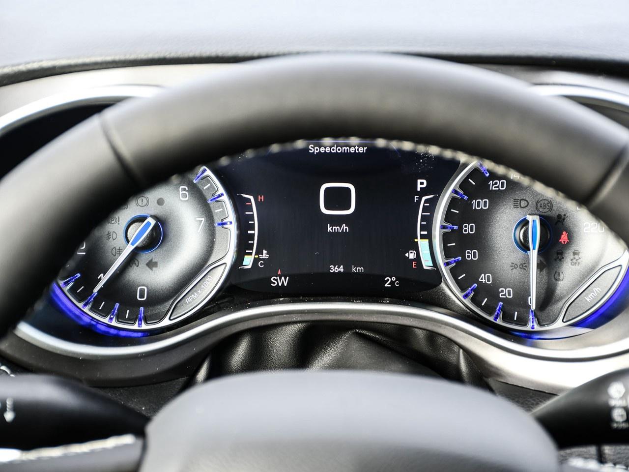 2026 Chrysler Pacifica Select FWD Photo