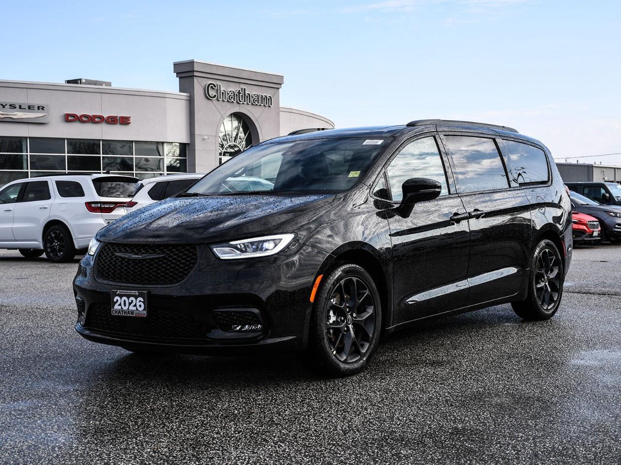 2026 Chrysler Pacifica Select FWD Photo