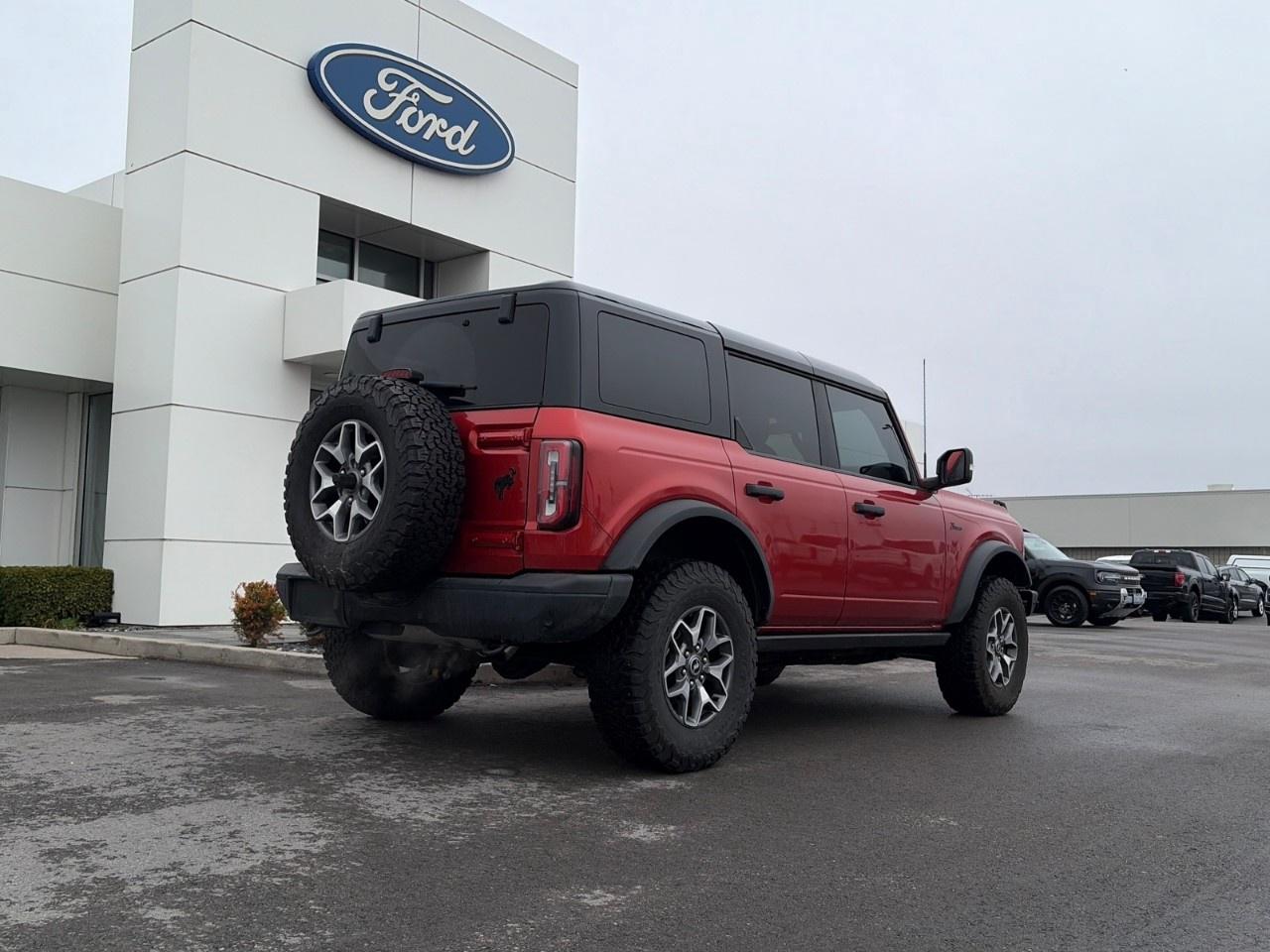 2024 Ford Bronco Badlands 4 Door 4x4 Photo2